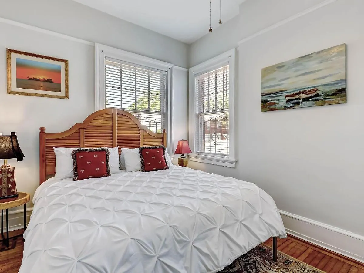 Holiday home Drayton Place Main House Savannah United States