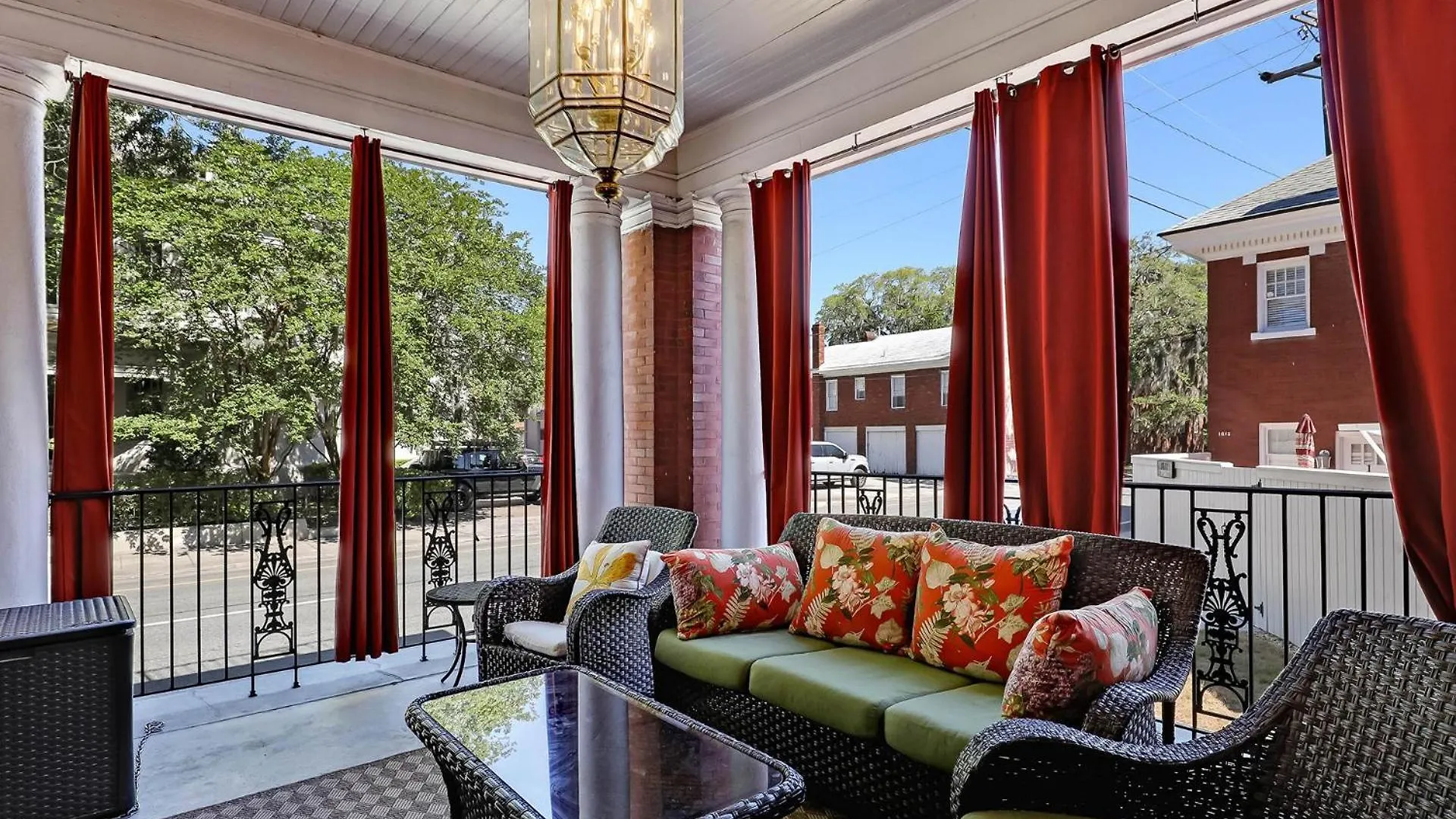 Drayton Place Main House Savannah